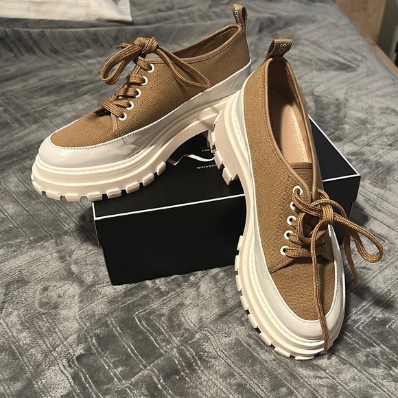 SCHUTZ Shoes - SCHUTZ Tan and White Oxford-Style Sneakers